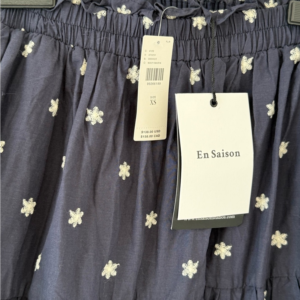 En Saison navy Maxi Skirt with White Floral Design with pockets - Picture 3 of 5